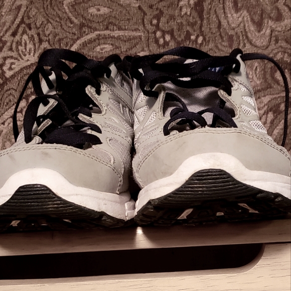 Nike - Picture 2 of 10